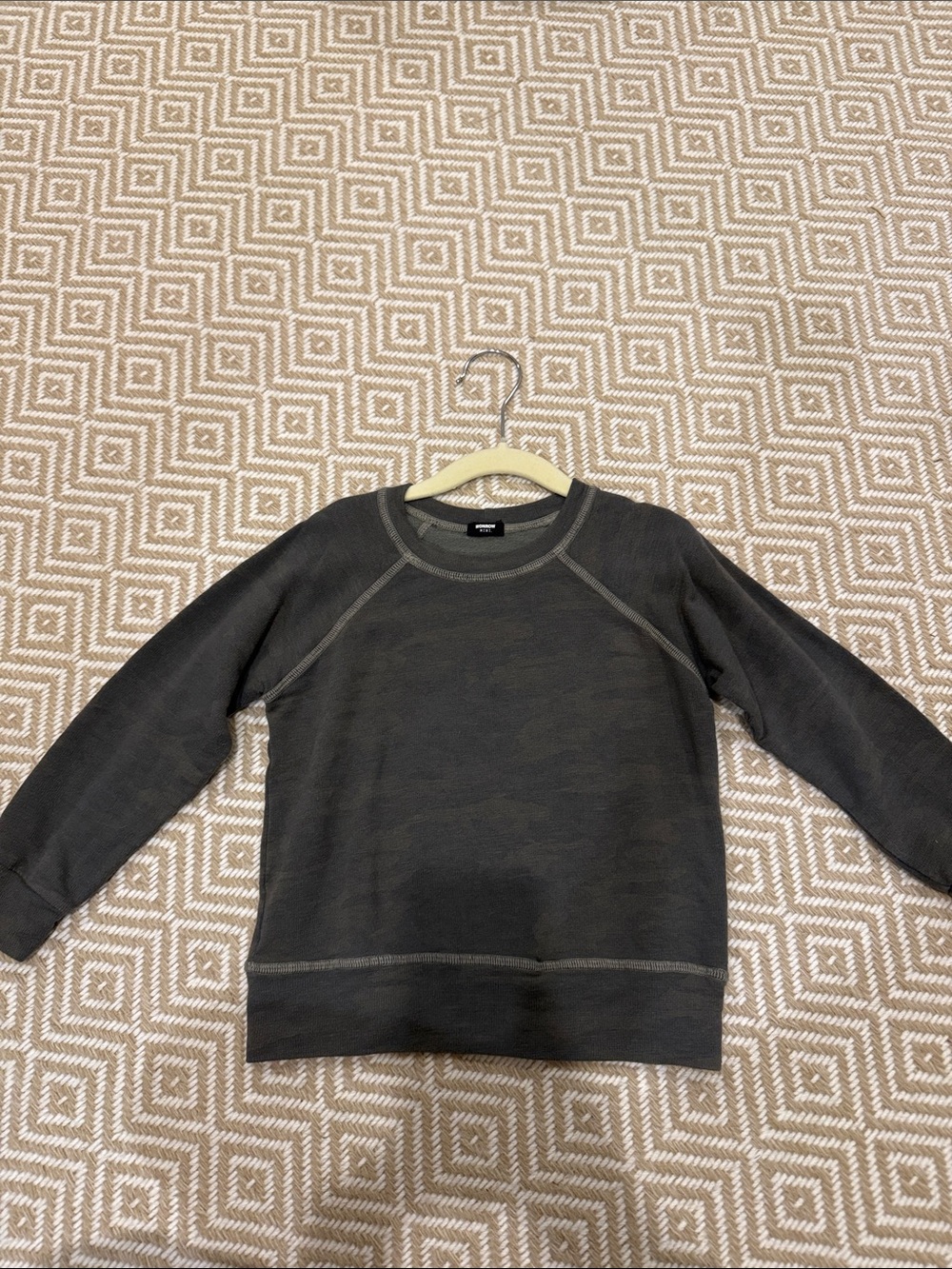 Monrow Sweatshirt Camo Sz 6 NWOT